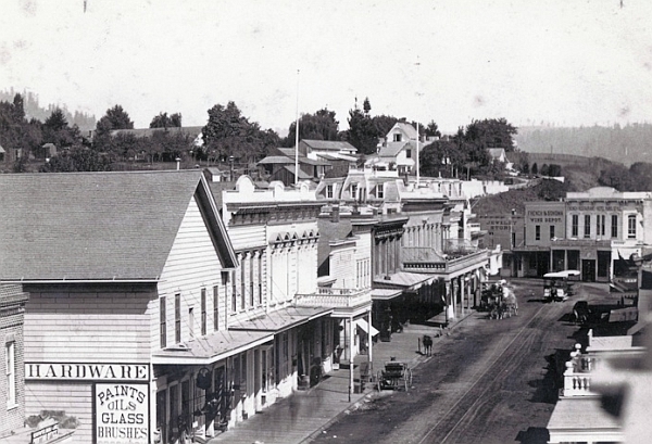 1880 N Pacific Ave.jpg